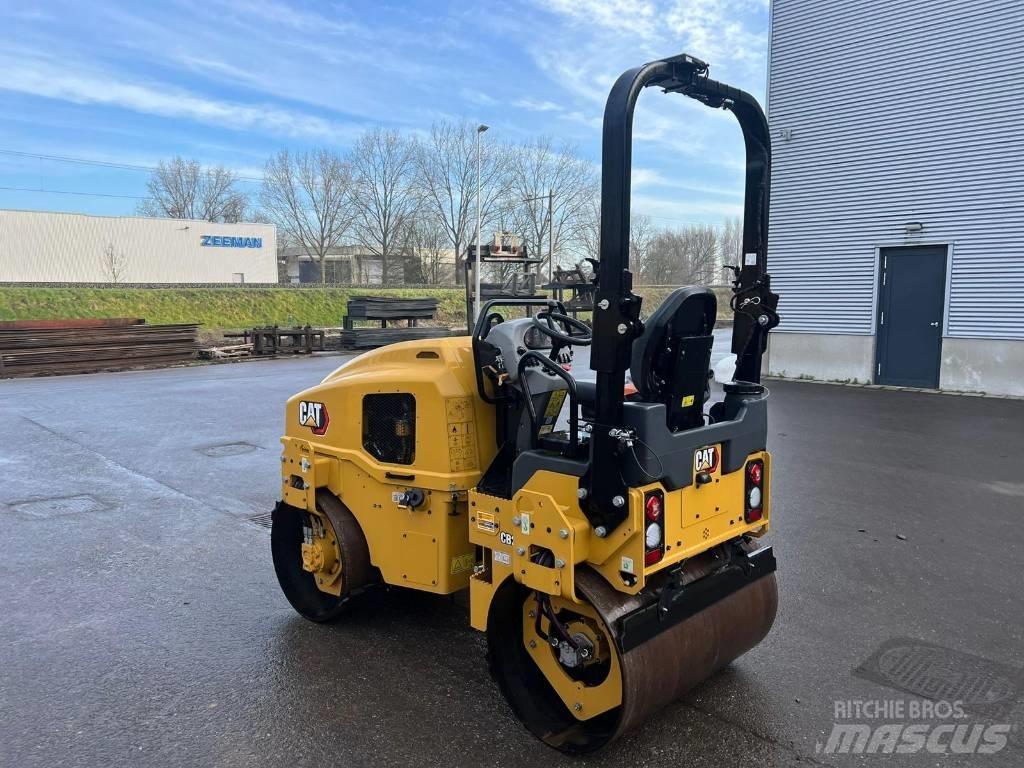 CAT CB 2.7GC 雙輪滾壓機