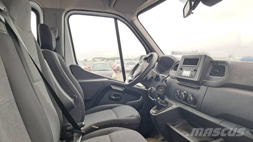 Renault Master 皮卡.傳統半斗卡車/側卸板