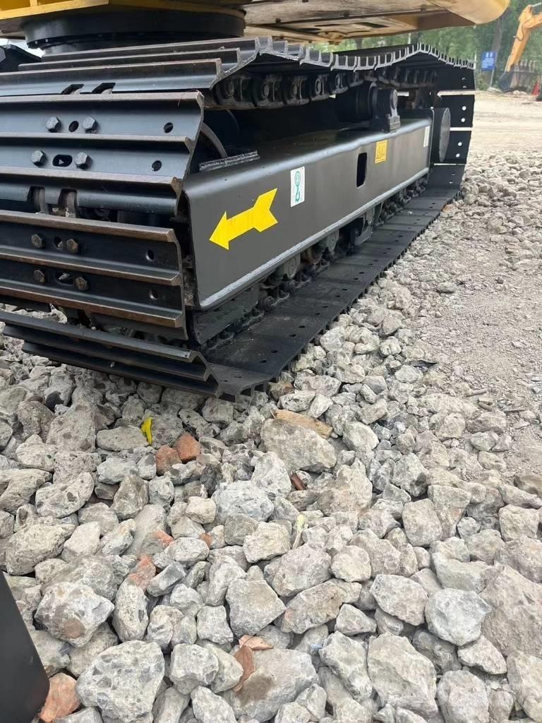 Komatsu PC70-8 中型挖土機/掘鑿機/挖掘機 7t-12t