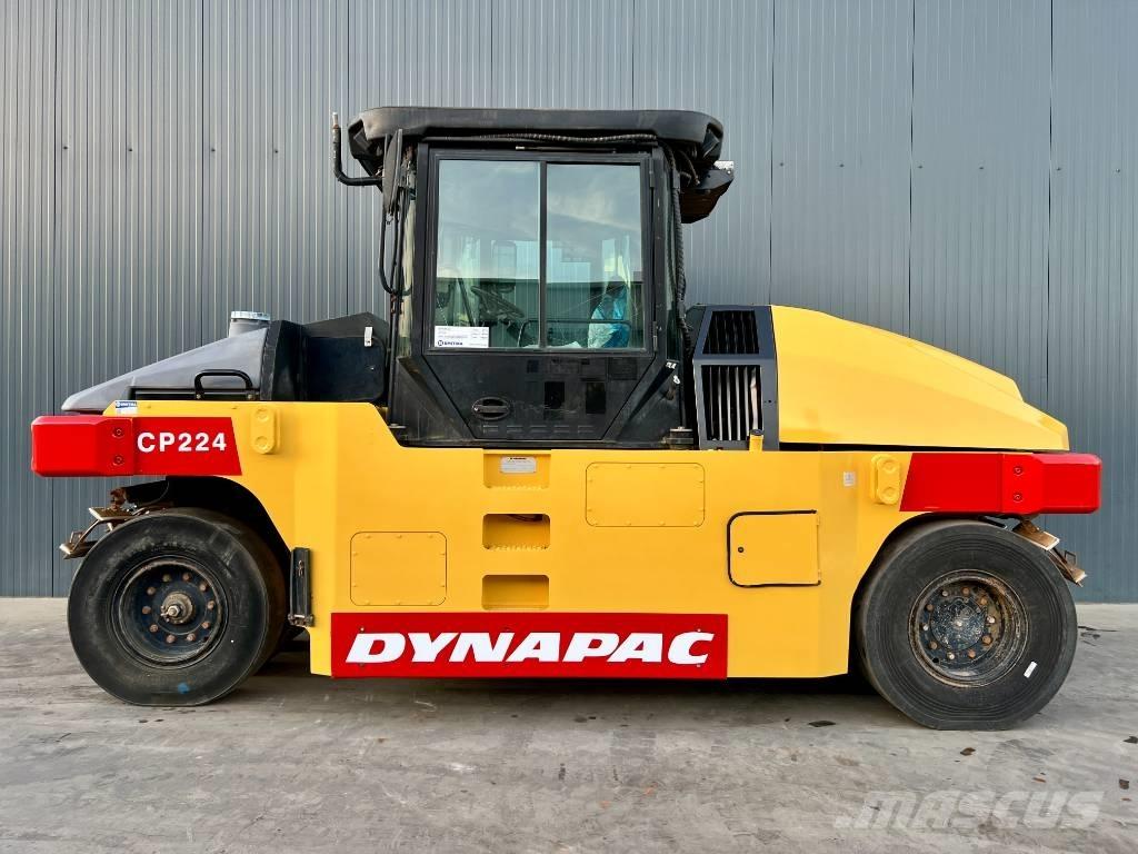 Dynapac CP224 膠輪滾壓機