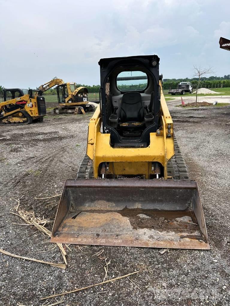 CAT 259 D 滑移轉向裝載機