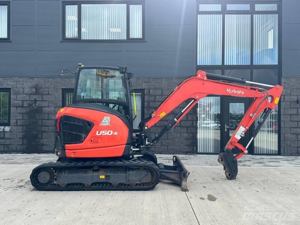 Kubota U 50-5 小型挖土機/掘鑿機<7t(小型挖掘機)