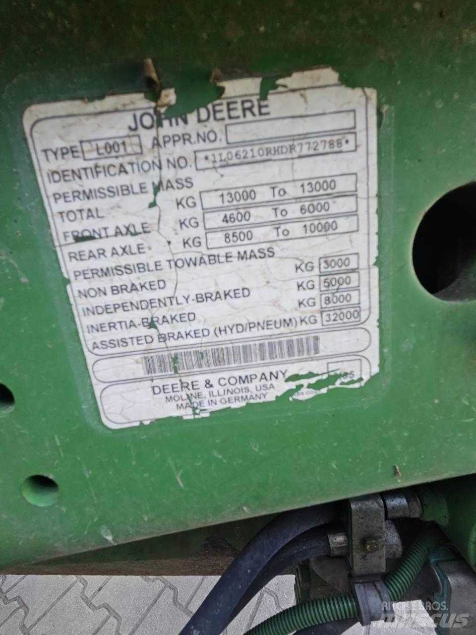 John Deere 6210R 曳引機