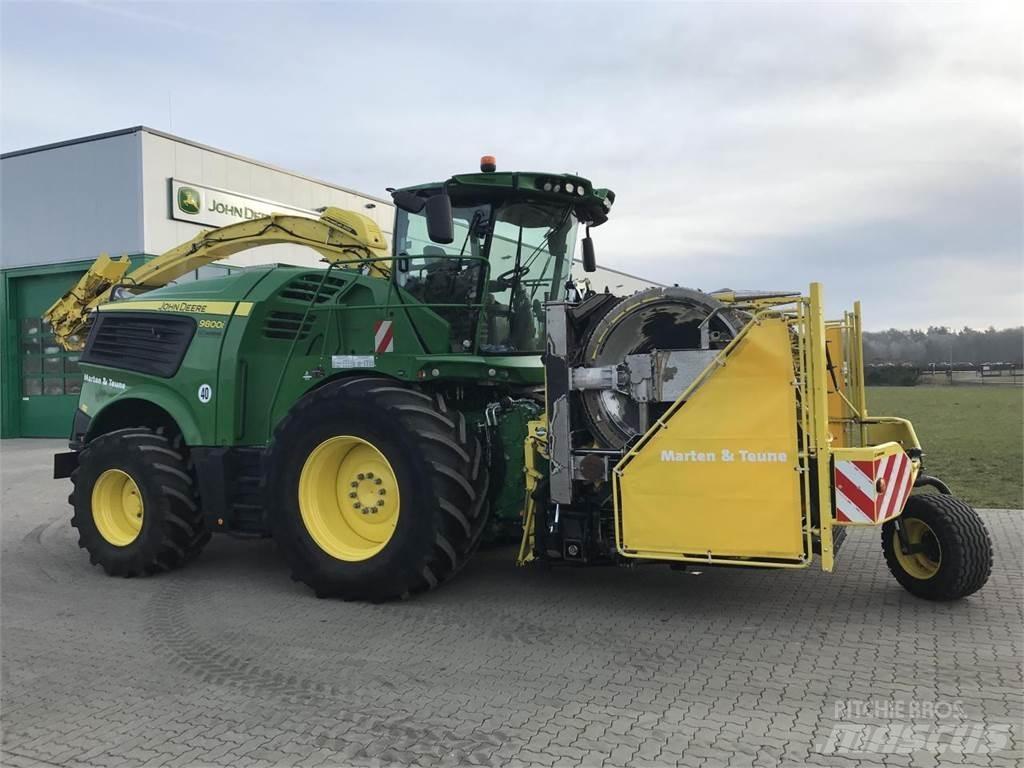 John Deere 9800 自走式飼料採集機