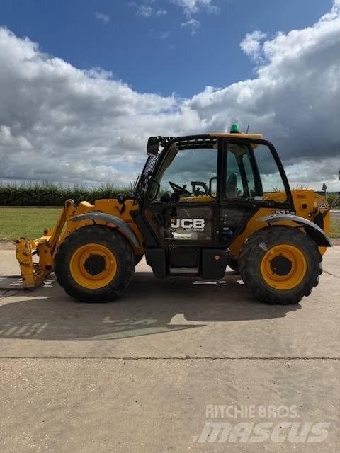 JCB 531-70 伸縮臂操作車