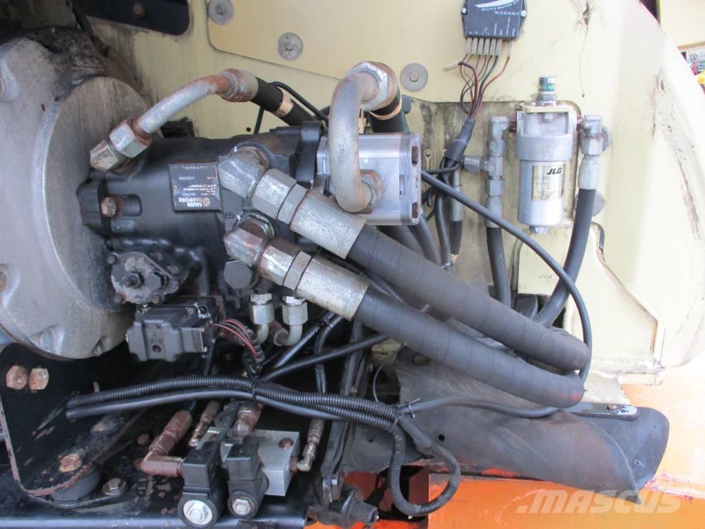 JLG 660 SJ (881) 曲臂高空作業車