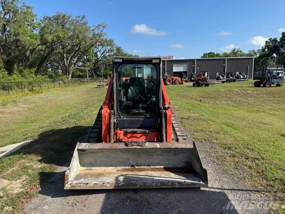 Kubota SVL 97-2 滑移轉向裝載機