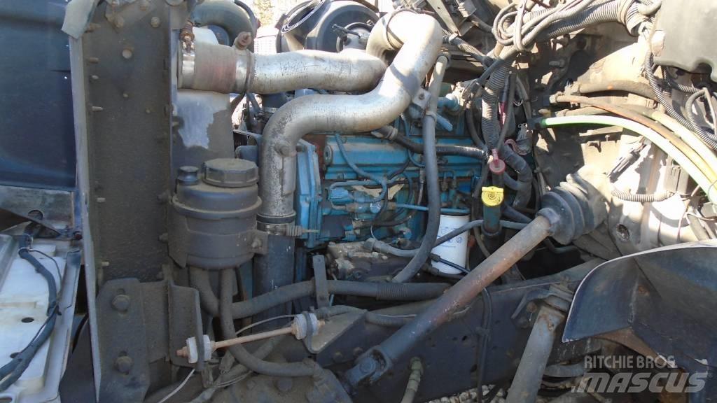 International 4700 卡車裝載高空作業車
