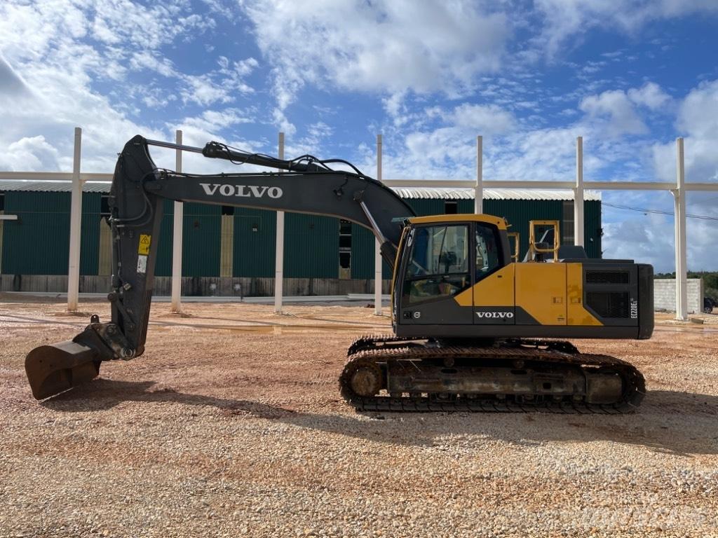 Volvo EC 220 E 履帶式 挖土機/掘鑿機/挖掘機