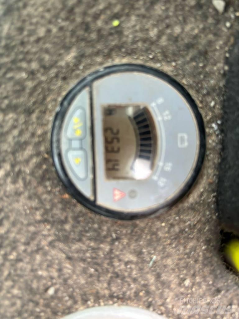 Thwaites 9T 側卸礦車