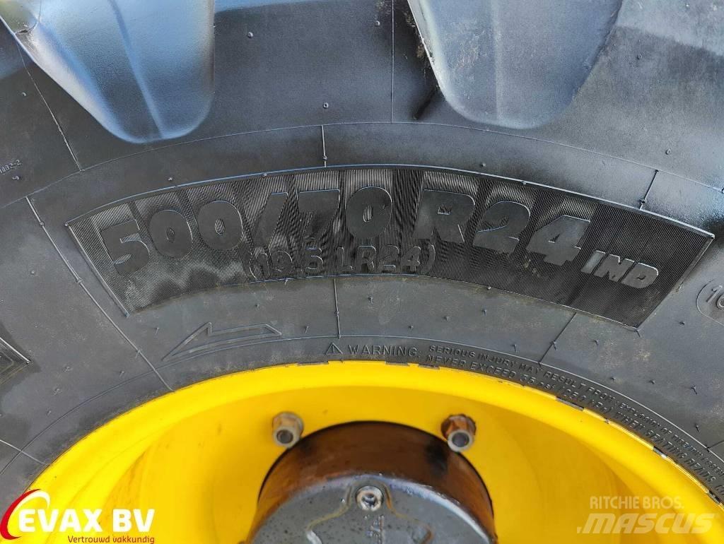 JCB 541-70 農業用伸縮臂裝載機