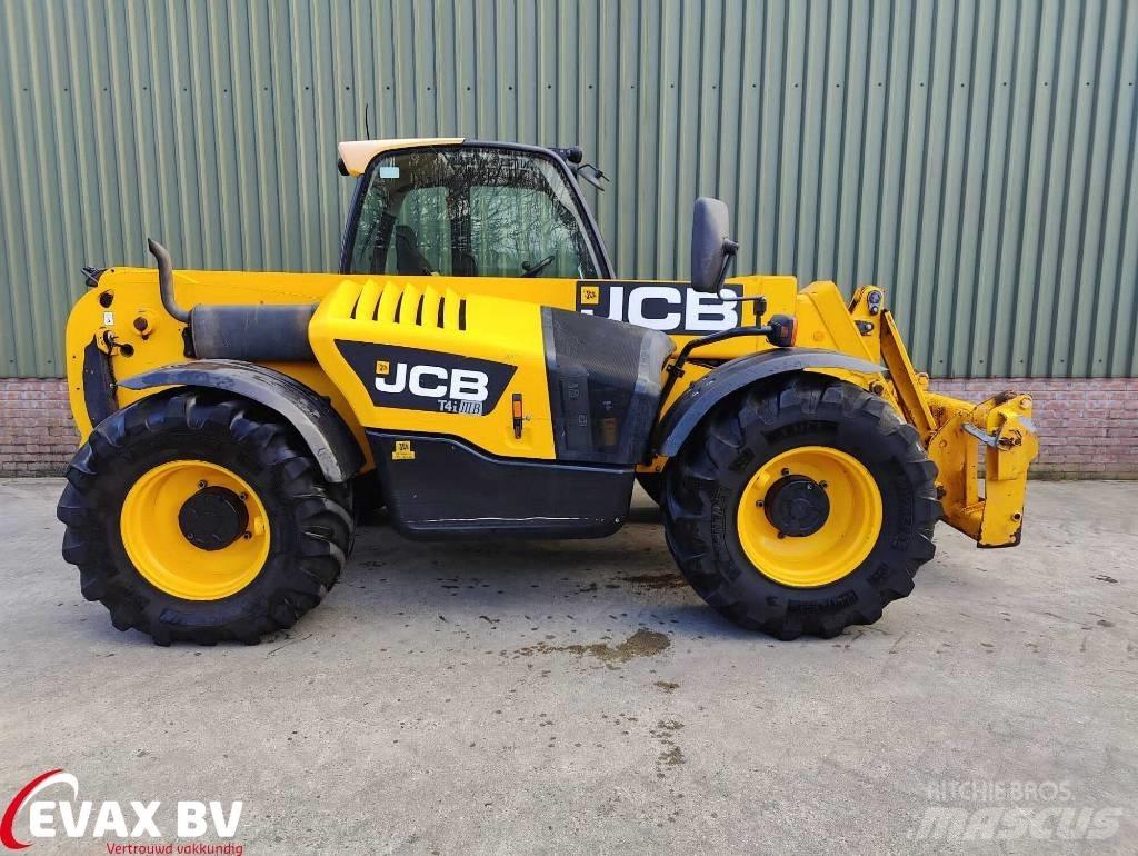 JCB 541-70 農業用伸縮臂裝載機