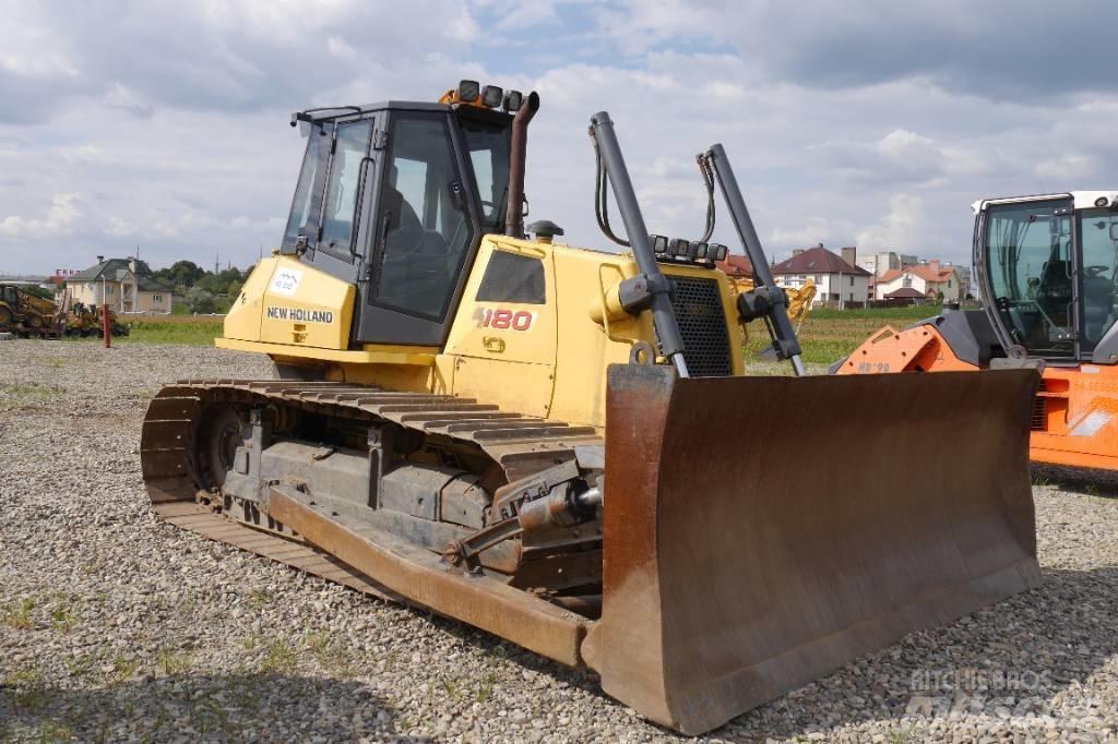 New Holland D 180 履帶推土機