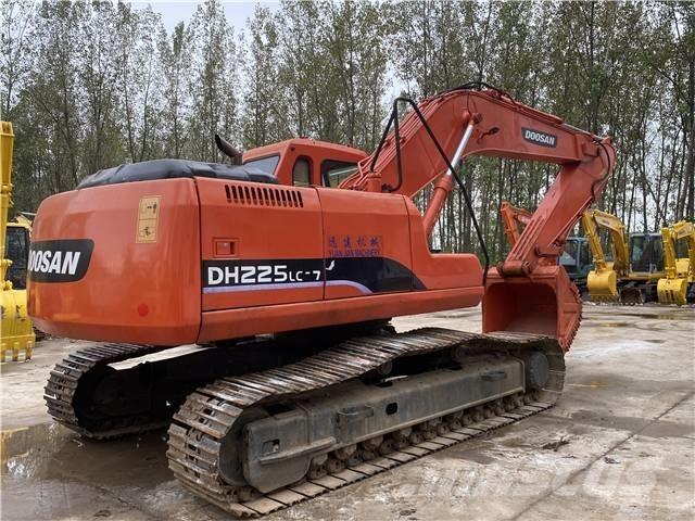 Doosan DH225 履帶式 挖土機/掘鑿機/挖掘機