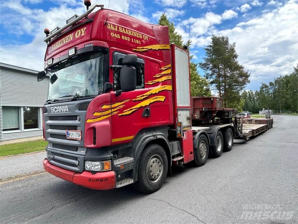 Scania R560 8x4 曳引機組件