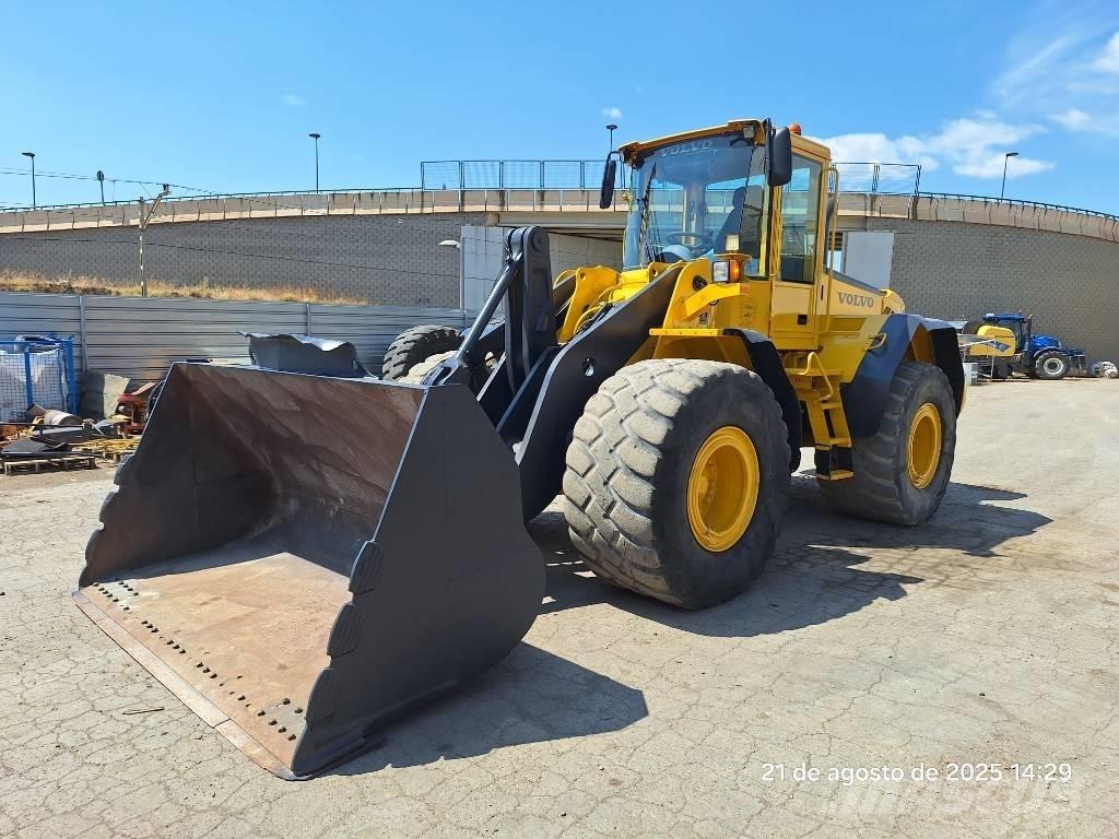 Volvo L 120 E 輪胎式裝載機