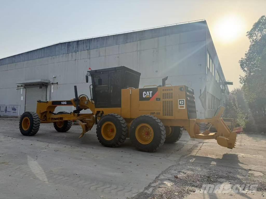 CAT 140 G 平土機