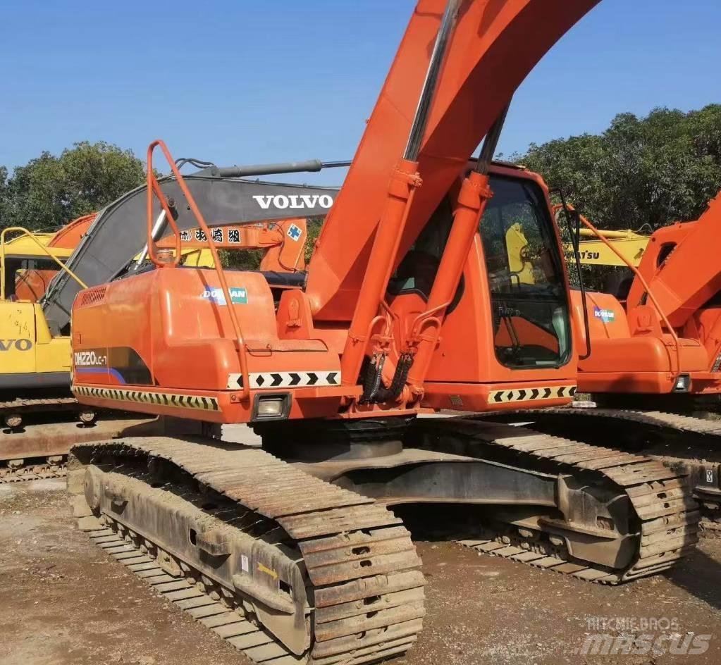 Doosan DH 220 履帶式 挖土機/掘鑿機/挖掘機