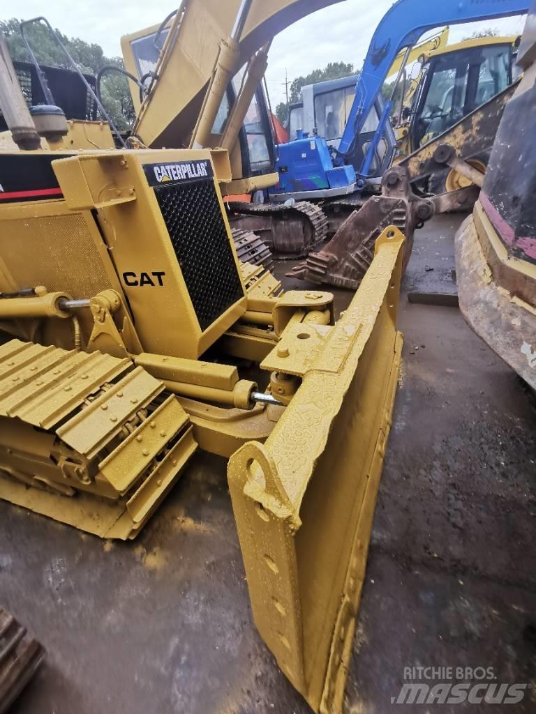 CAT D 3 C 履帶推土機
