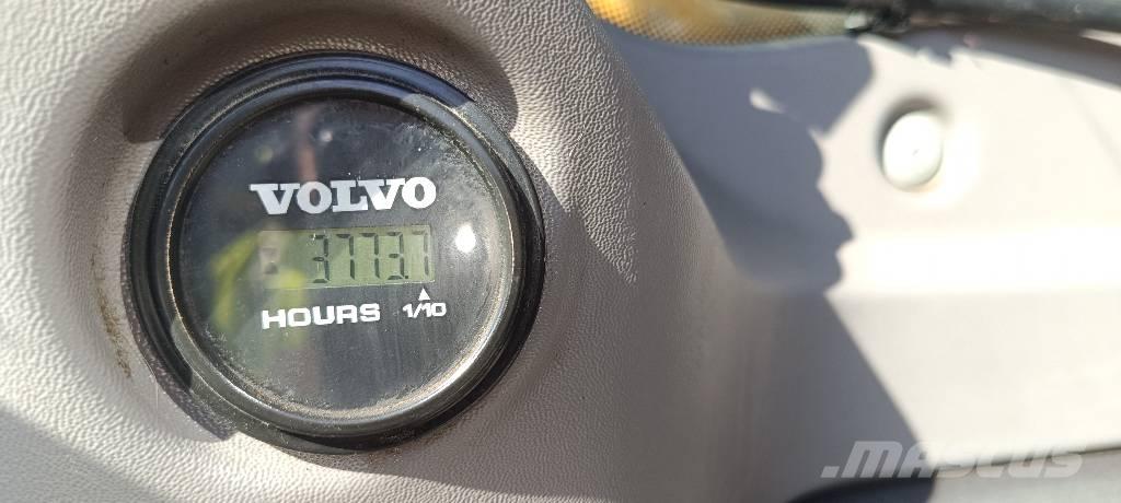 Volvo ECR235EL 履帶式 挖土機/掘鑿機/挖掘機