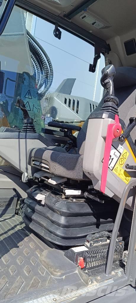 Volvo ECR235EL 履帶式 挖土機/掘鑿機/挖掘機