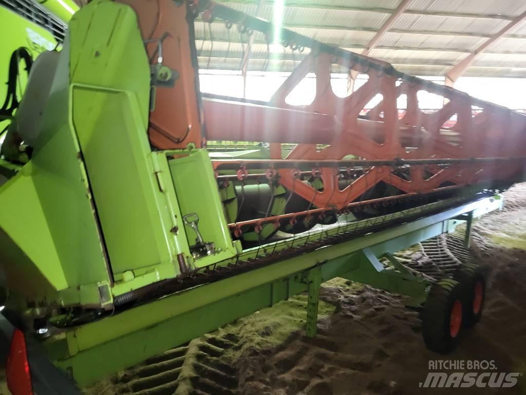 CLAAS S600 聯合收割機頭