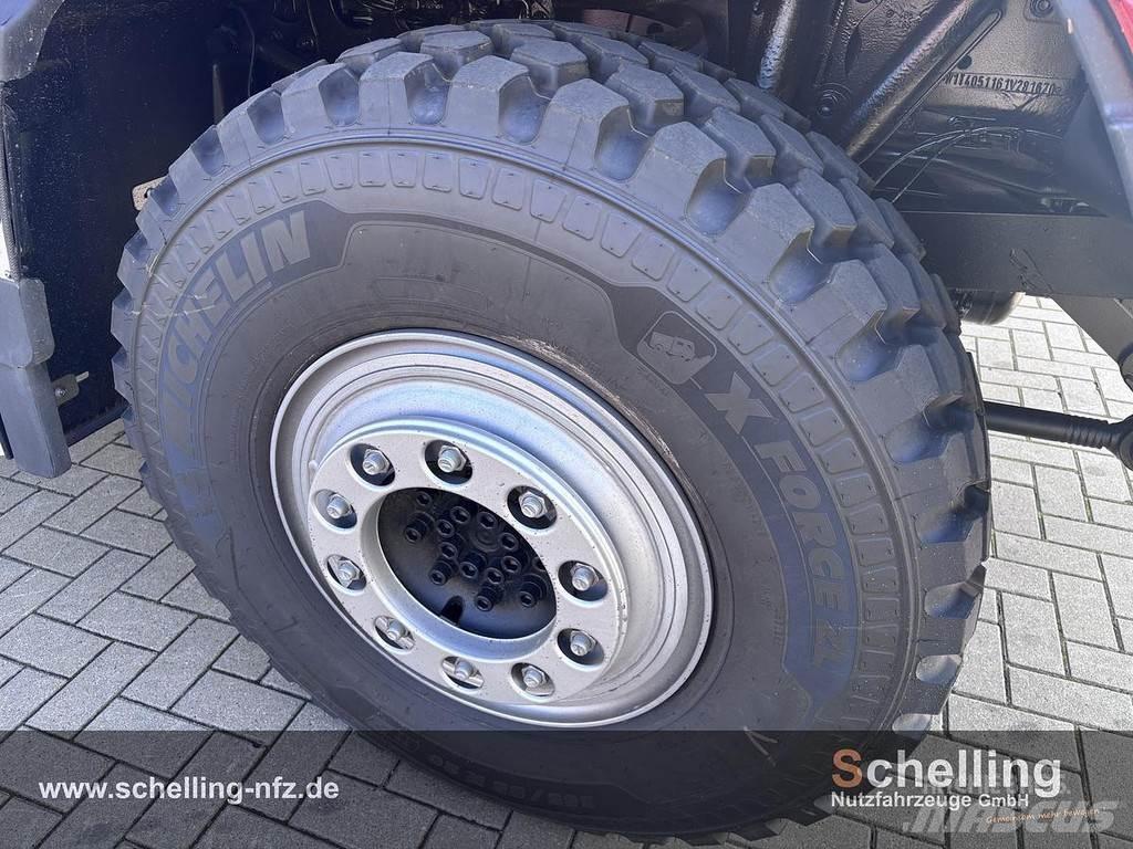 Mercedes-Benz U427 其他貨車