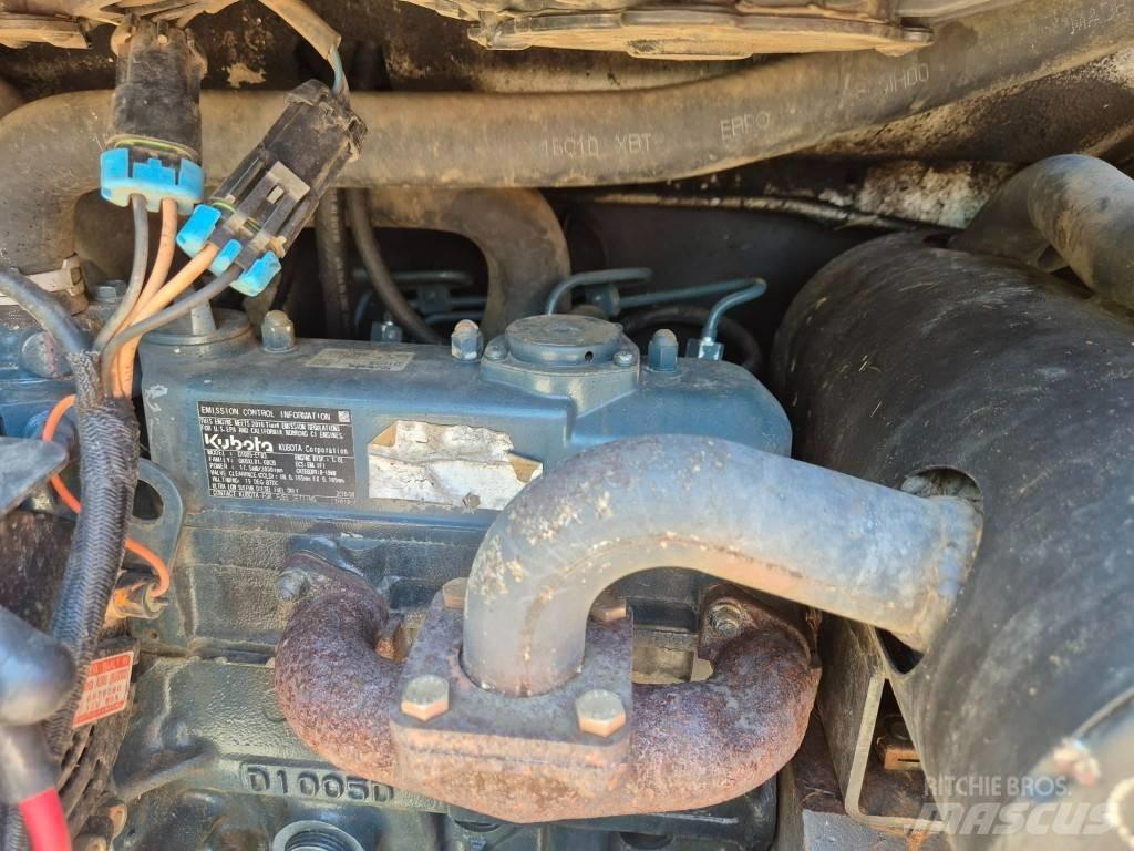 Bobcat S70 滑移轉向裝載機