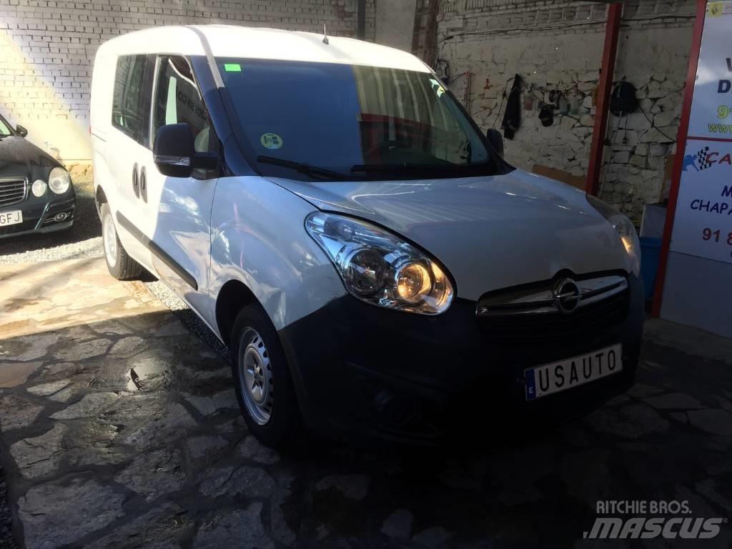 Opel Combo 廂式貨物運輸車