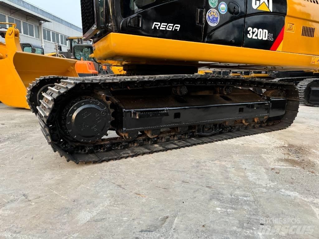 CAT 320D2 中型挖土機/掘鑿機/挖掘機 7t-12t