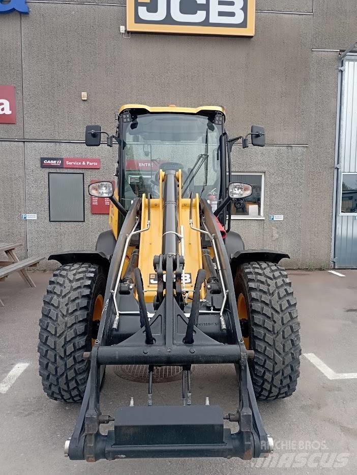 JCB 409 輪胎式裝載機