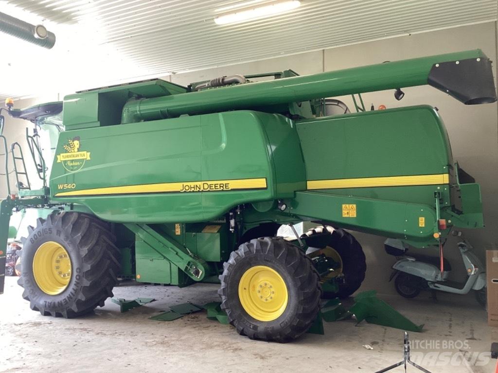 John Deere W540+618R 聯合收穫機