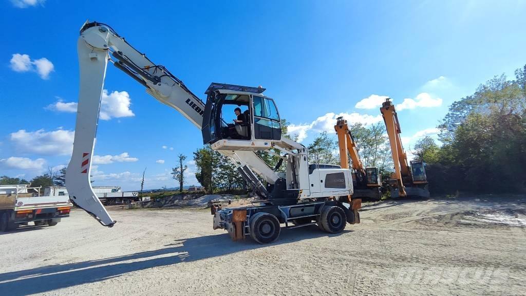 Liebherr LH 30 M 廢棄物/工業用操作車