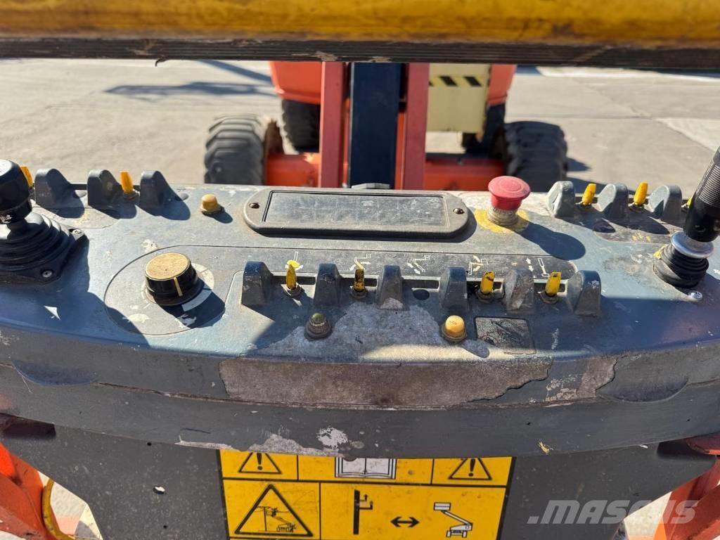 JLG 450 AJ 曲臂高空作業車