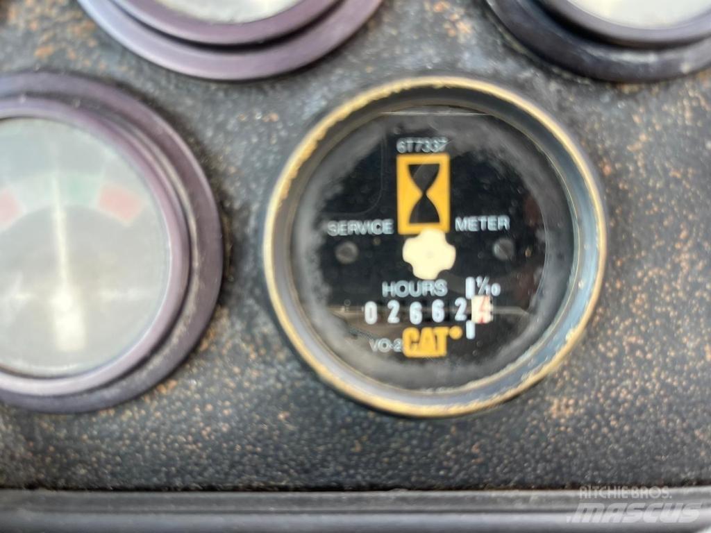 CAT 426 B 反鏟裝載機
