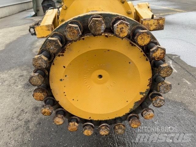 CAT 966 H REAR AXLES 軸