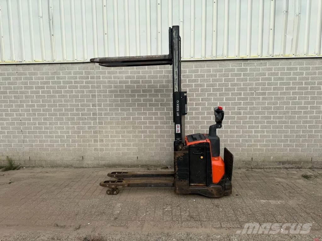 BT SWE200D 行走控制式堆積機