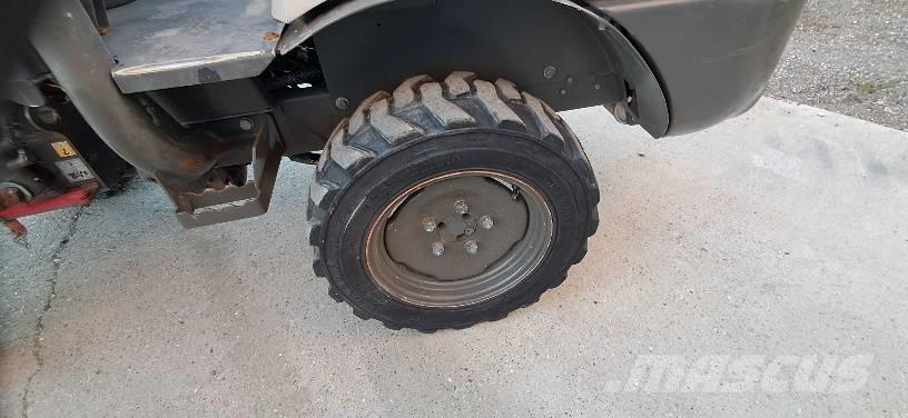 Ausa D 100 AHA 側卸礦車