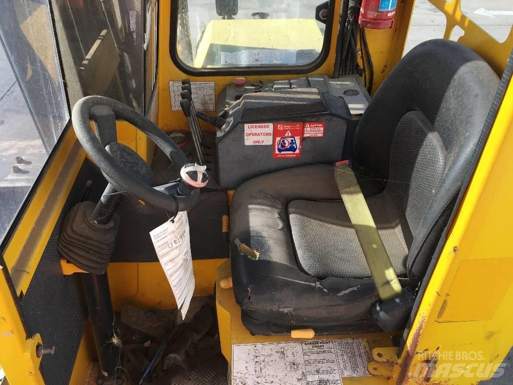 Combilift C 3000 鏟裝機