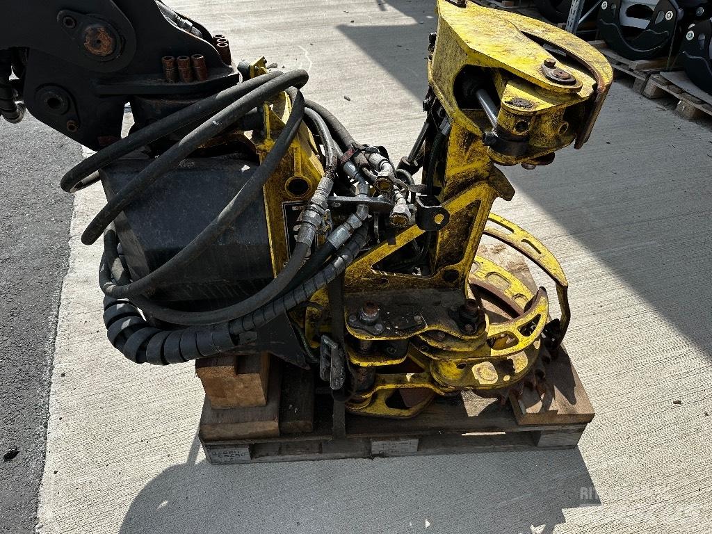 John Deere 730 收穫機頭