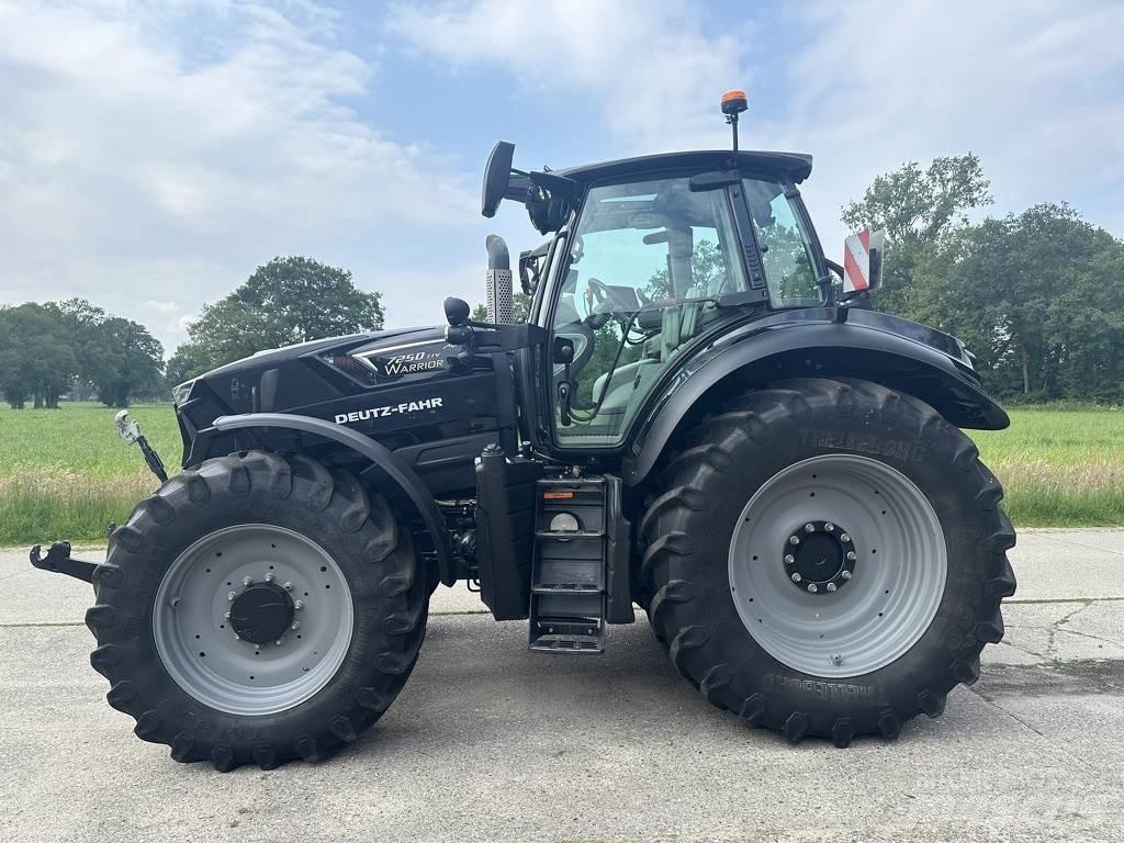 Deutz-Fahr 7250TTV 曳引機