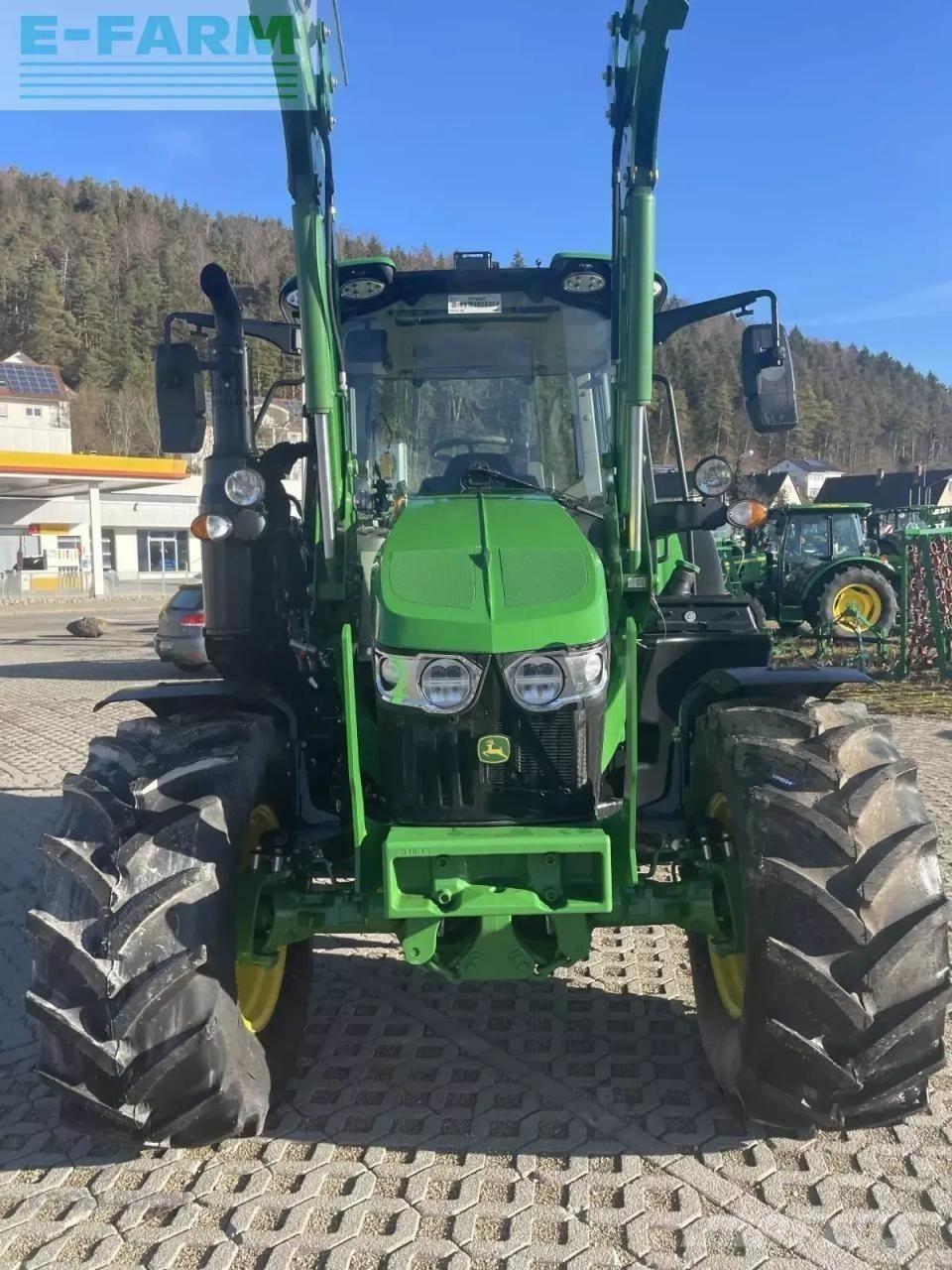 John Deere 6100m 曳引機