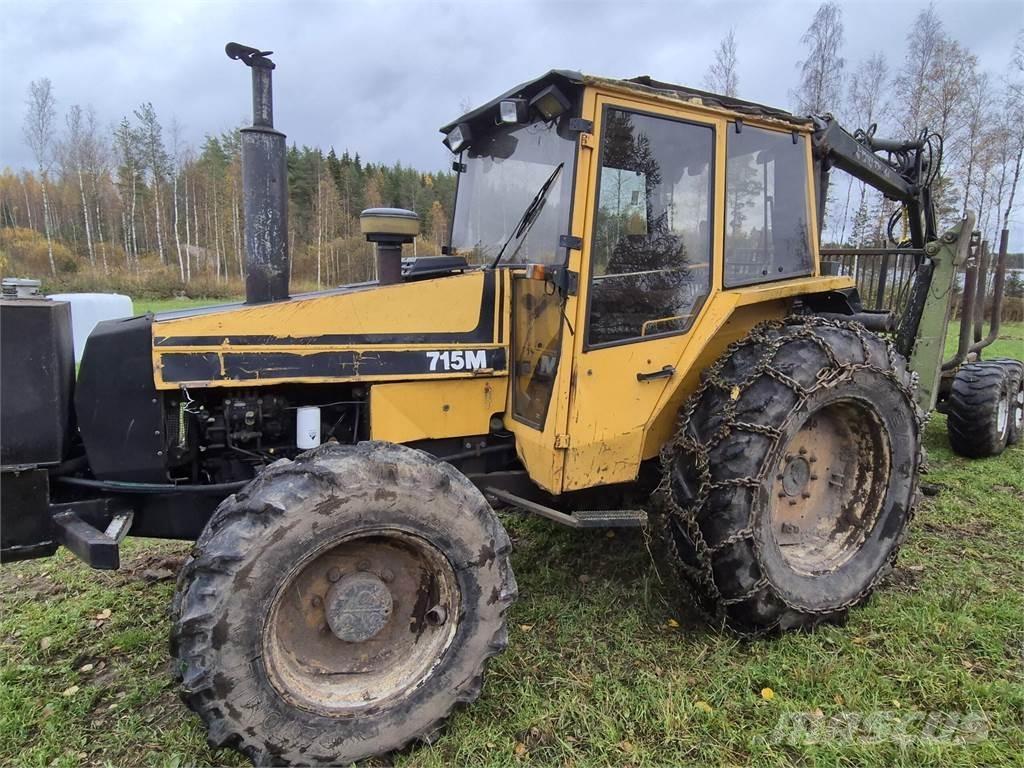 Valtra 715M 曳引機