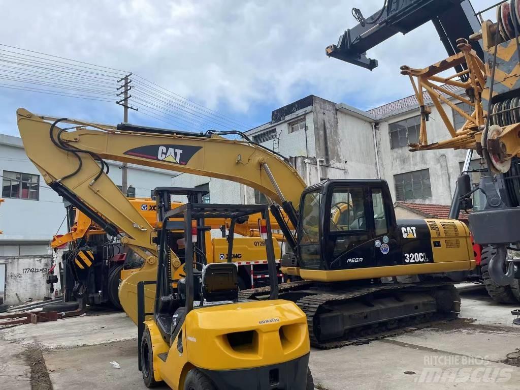Komatsu FD 30 T-16 柴油卡車
