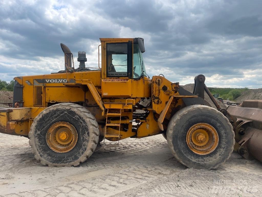 Volvo L 180 C 輪胎式裝載機