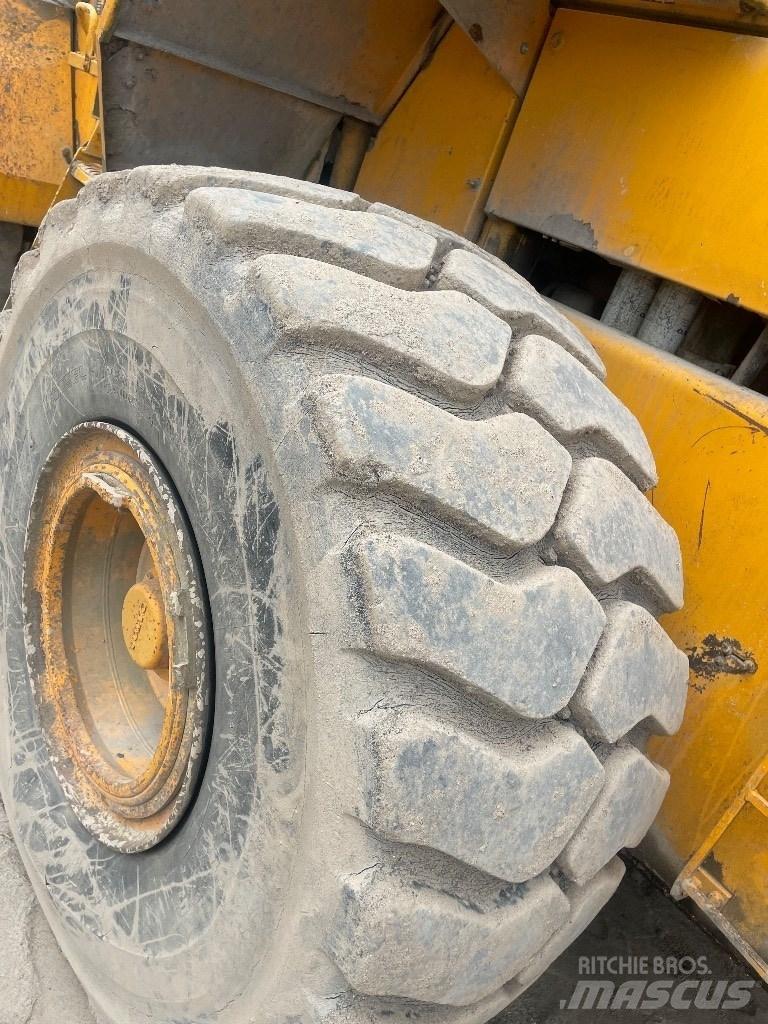 Volvo L 180 C 輪胎式裝載機