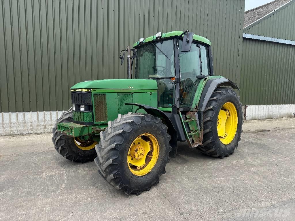 John Deere 6800 曳引機