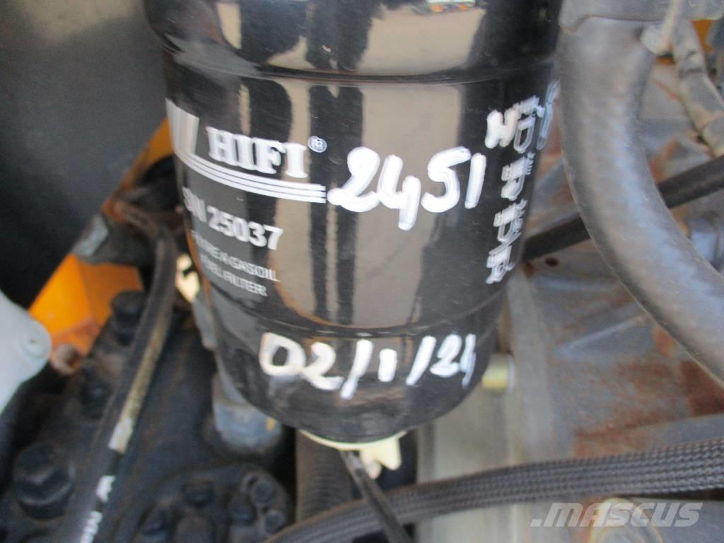 Manitou MT 625 伸縮臂操作車