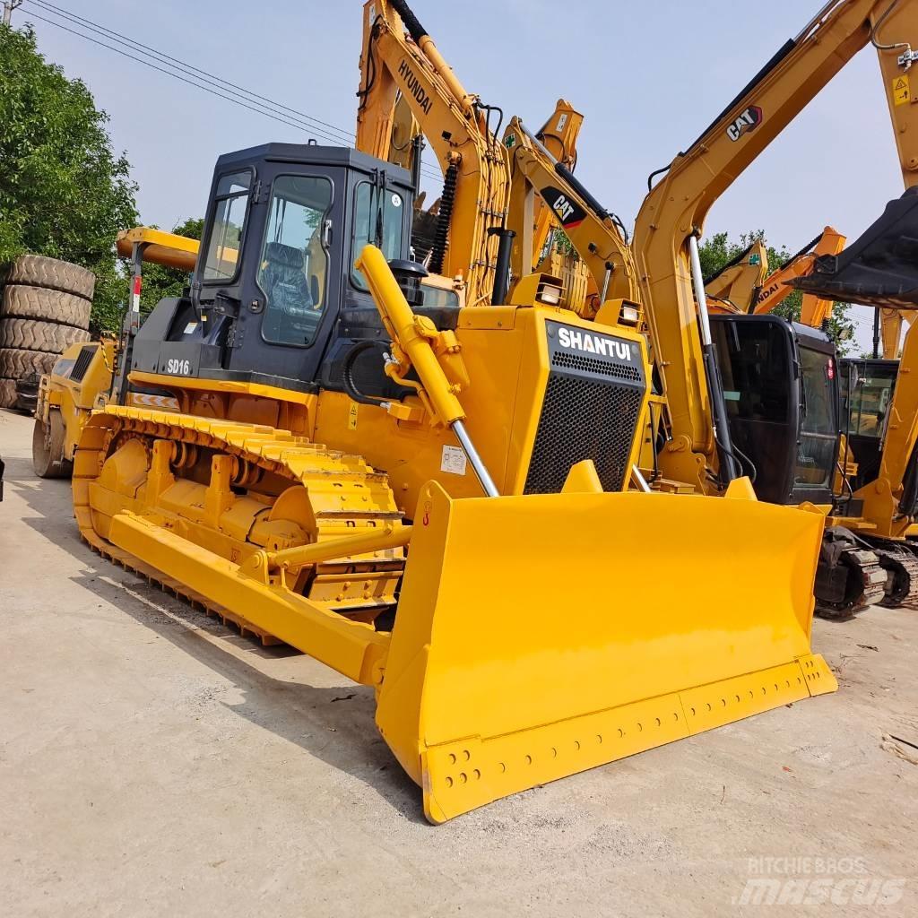Shantui SD 16 履帶推土機