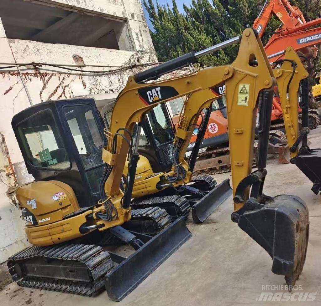 CAT 303 CR 小型挖土機/掘鑿機<7t(小型挖掘機)